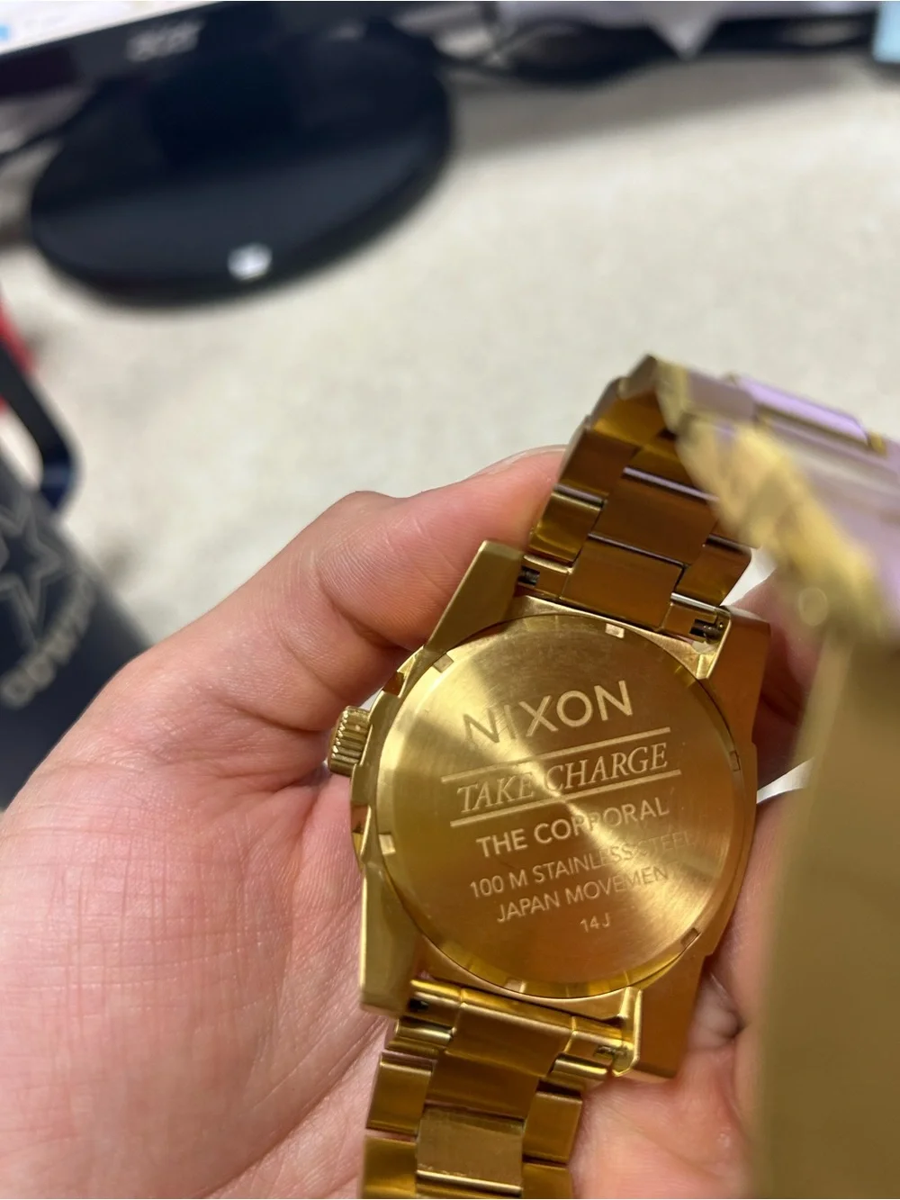 Nixon bold all